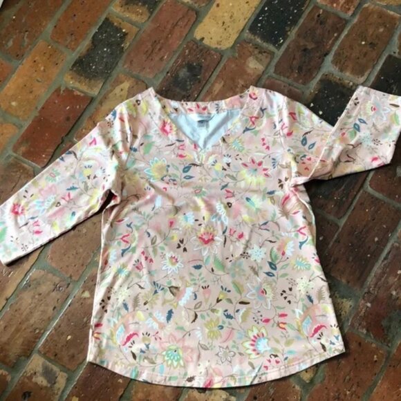 Christopher & Banks Artistic Floral V-Neck Missy Tee szM - Picture 4 of 9